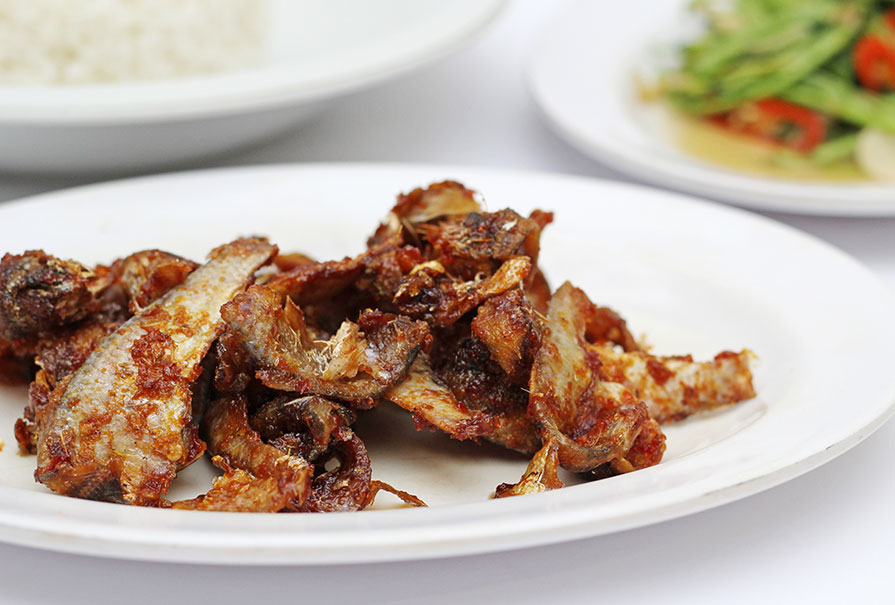 Nasi Ikan Asin Bledek