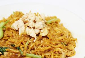 Mie Goreng Ayam Sosis
